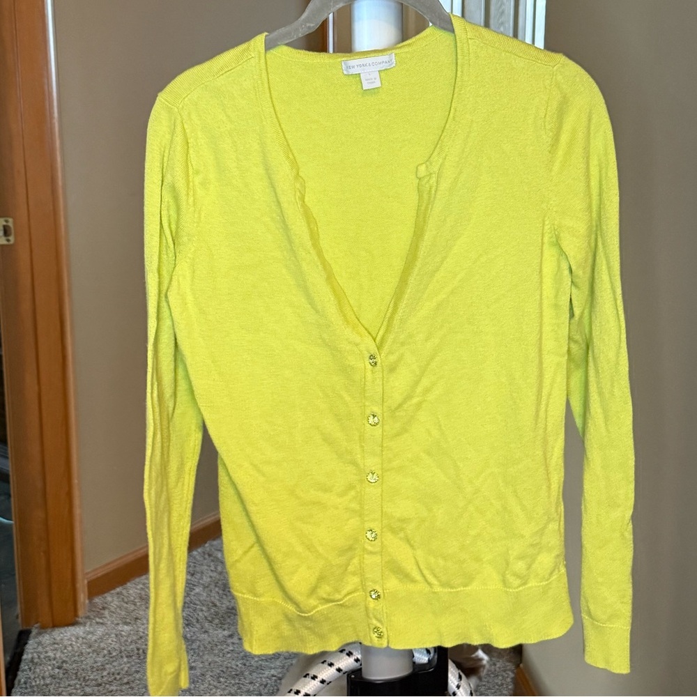 **NY & Co -  Cardigan Sweater - L